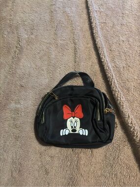 Black Minnie Mouse Mini Tote with Red Bow new
